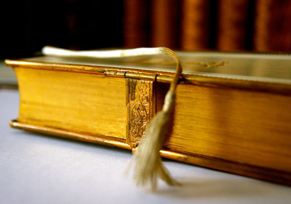book-92572_1920-web