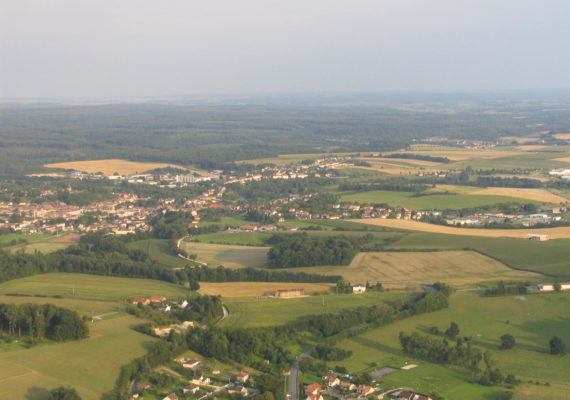 Sainte-Ménehould vue du ciel